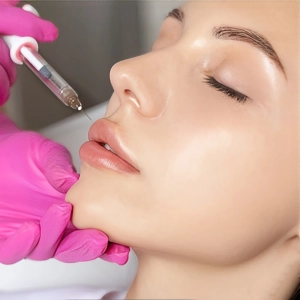 ژل لب نورامیس