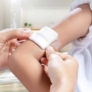 نحوه پانسمان با گاز استریل