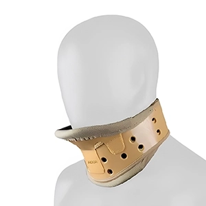 گردنبند طبی سخت چانه دار آدور