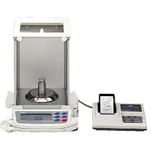 ترازو آزمایشگاهی اتوکالیبره AND مدل GR200